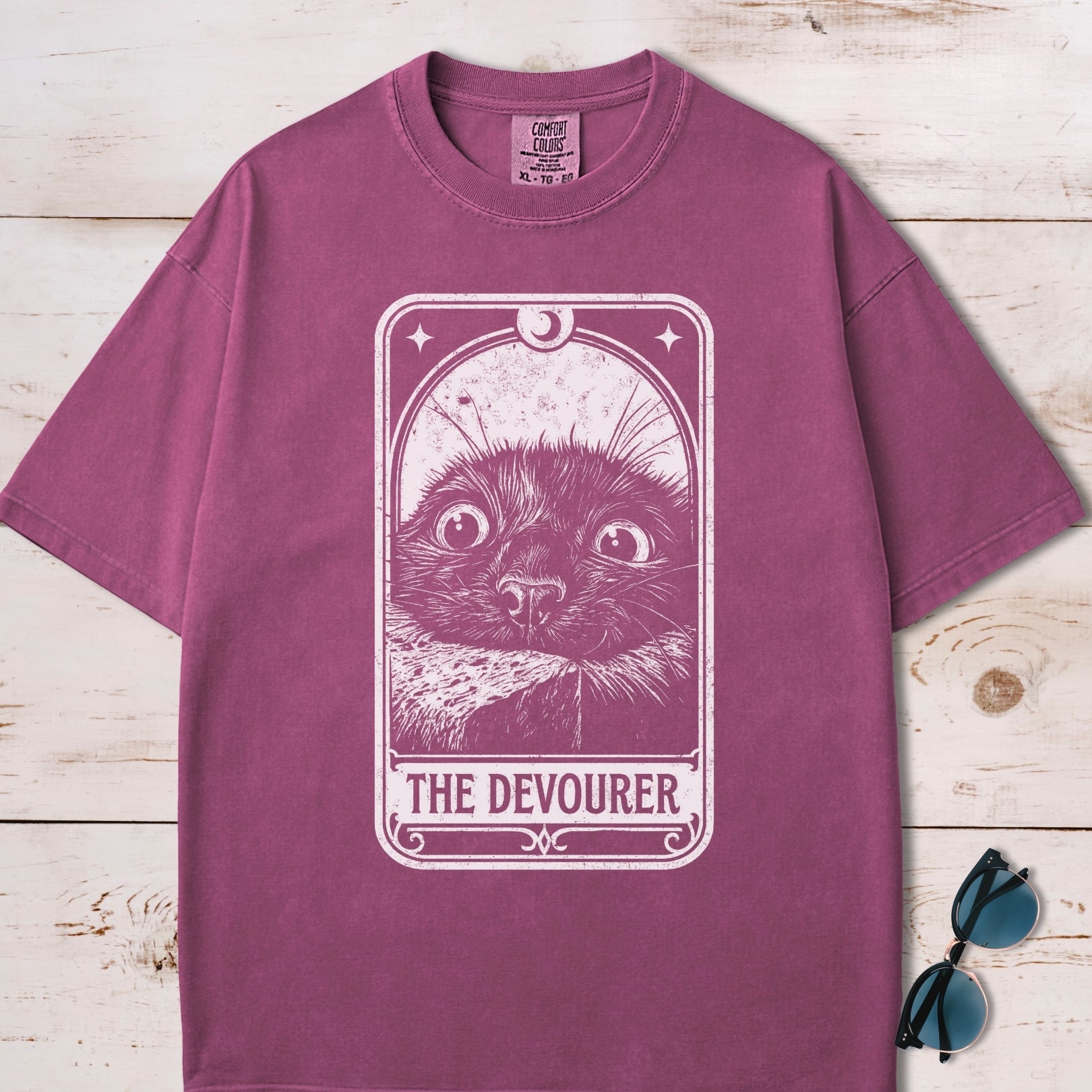 Whimsical Cat Gothic Tarot Card "The Devourer" T-Shirt