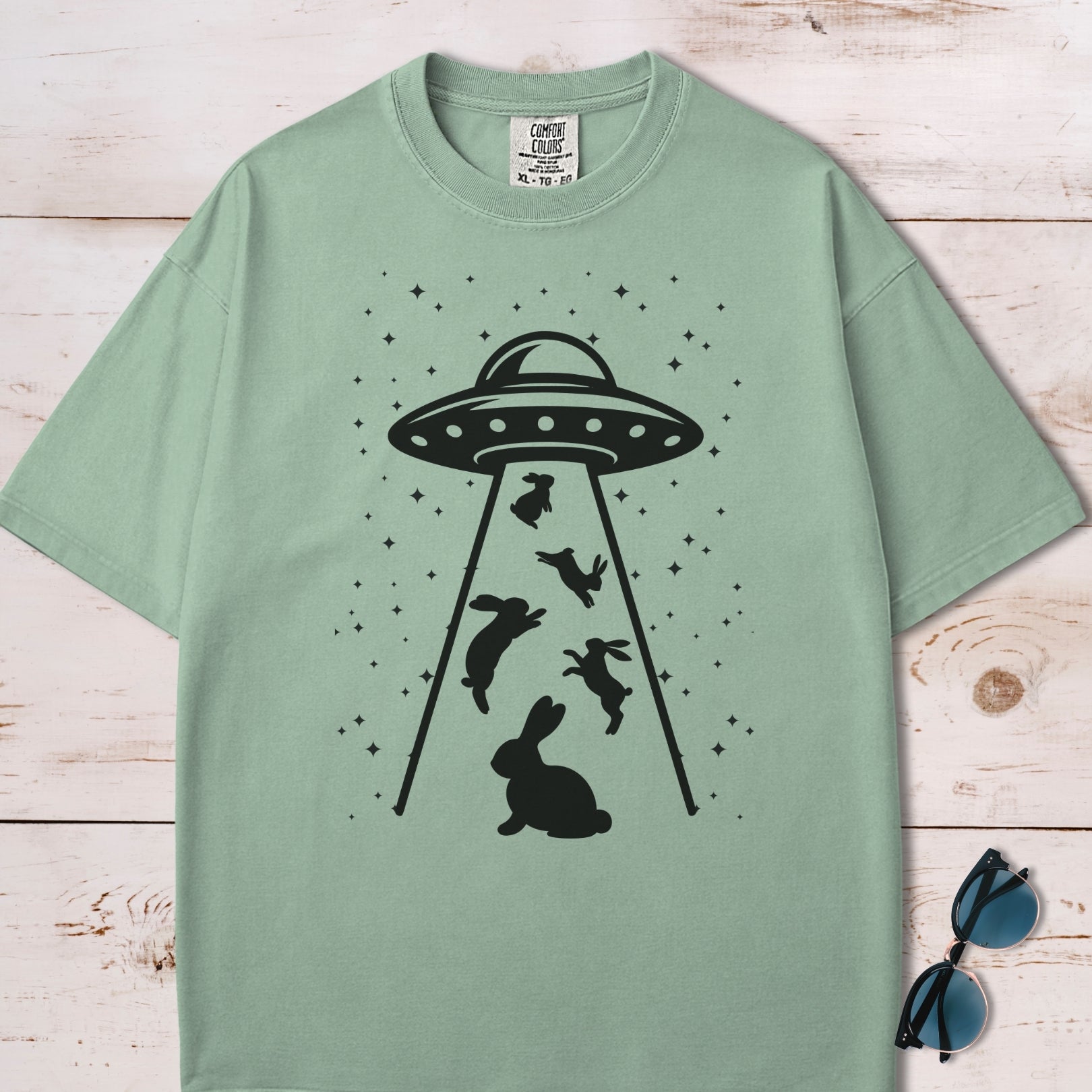 Cosmic Rabbit Graphic UFO Aliens T-Shirt
