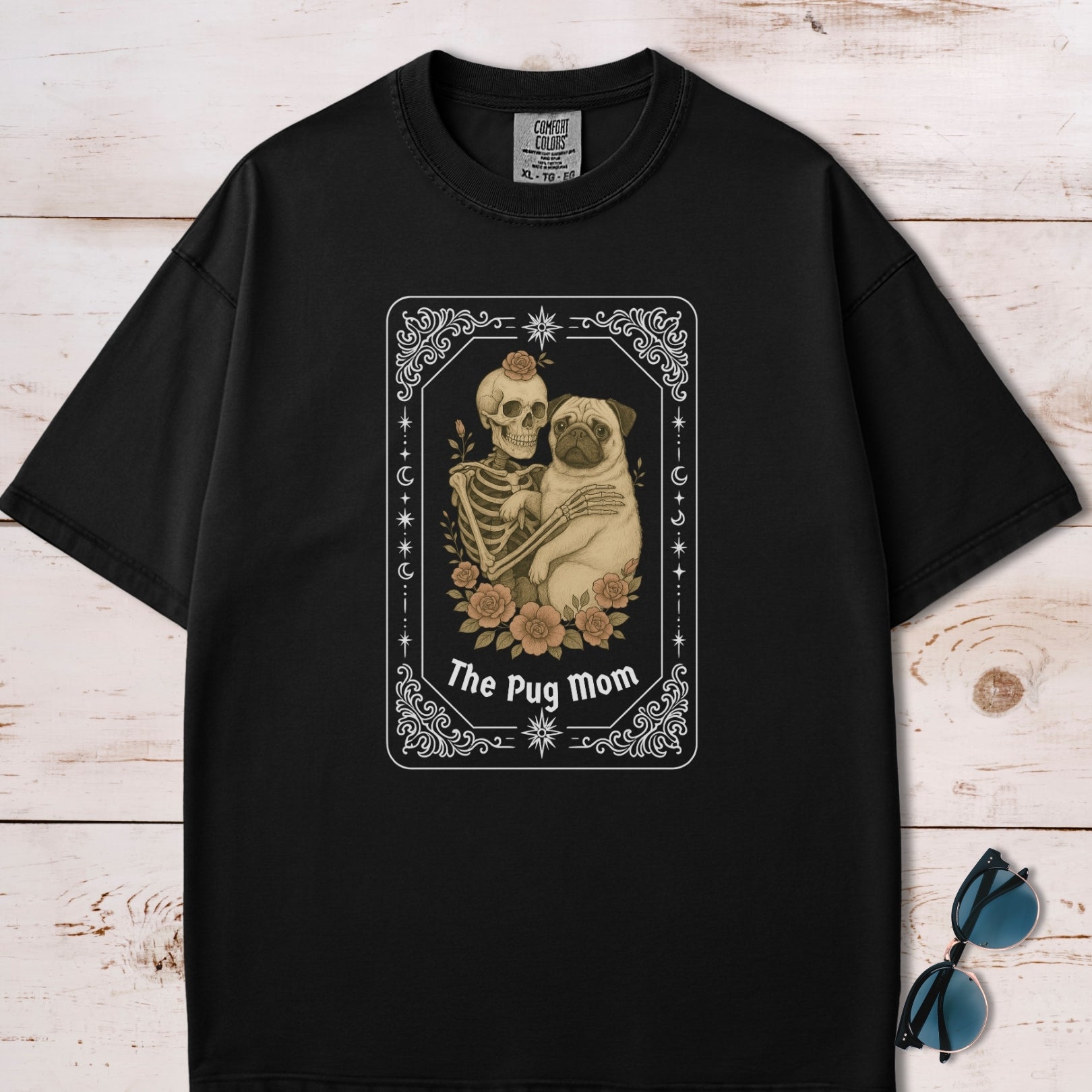 The Pug Mom Tarot Card T-Shirt