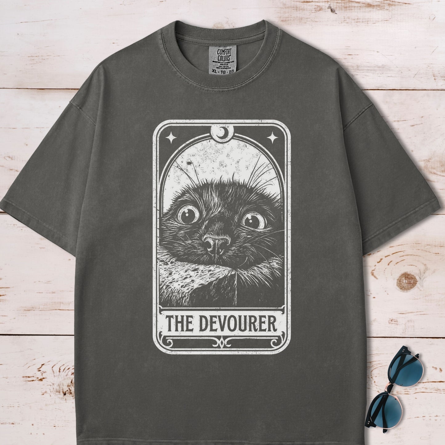Whimsical Cat Gothic Tarot Card "The Devourer" T-Shirt