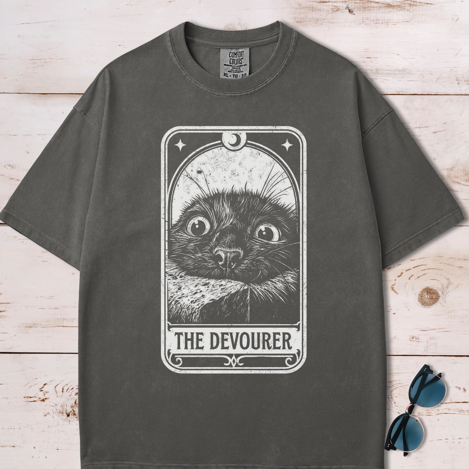 Whimsical Cat Gothic Tarot Card "The Devourer" T-Shirt