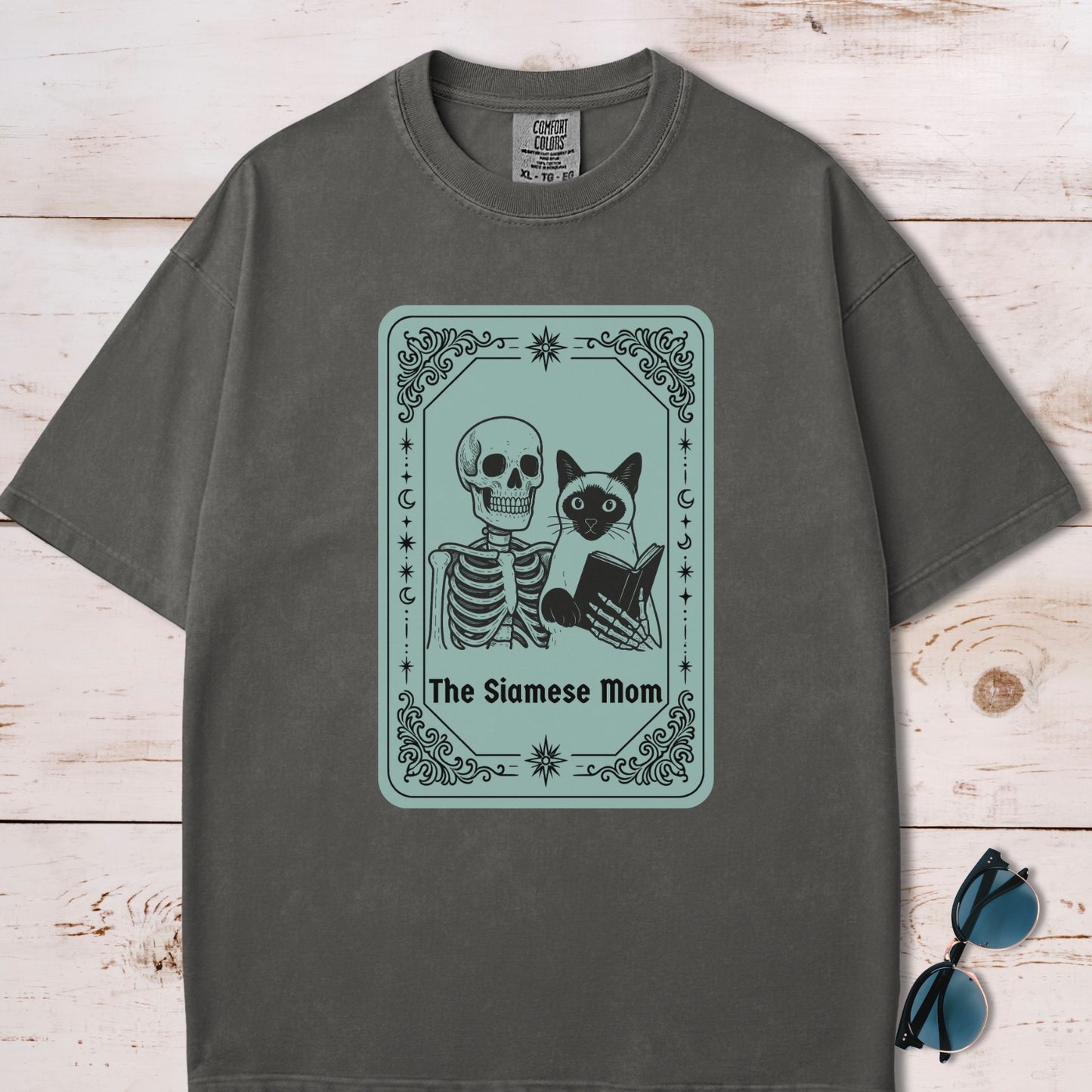 The Siamese Mom Tarot Card T-Shirt