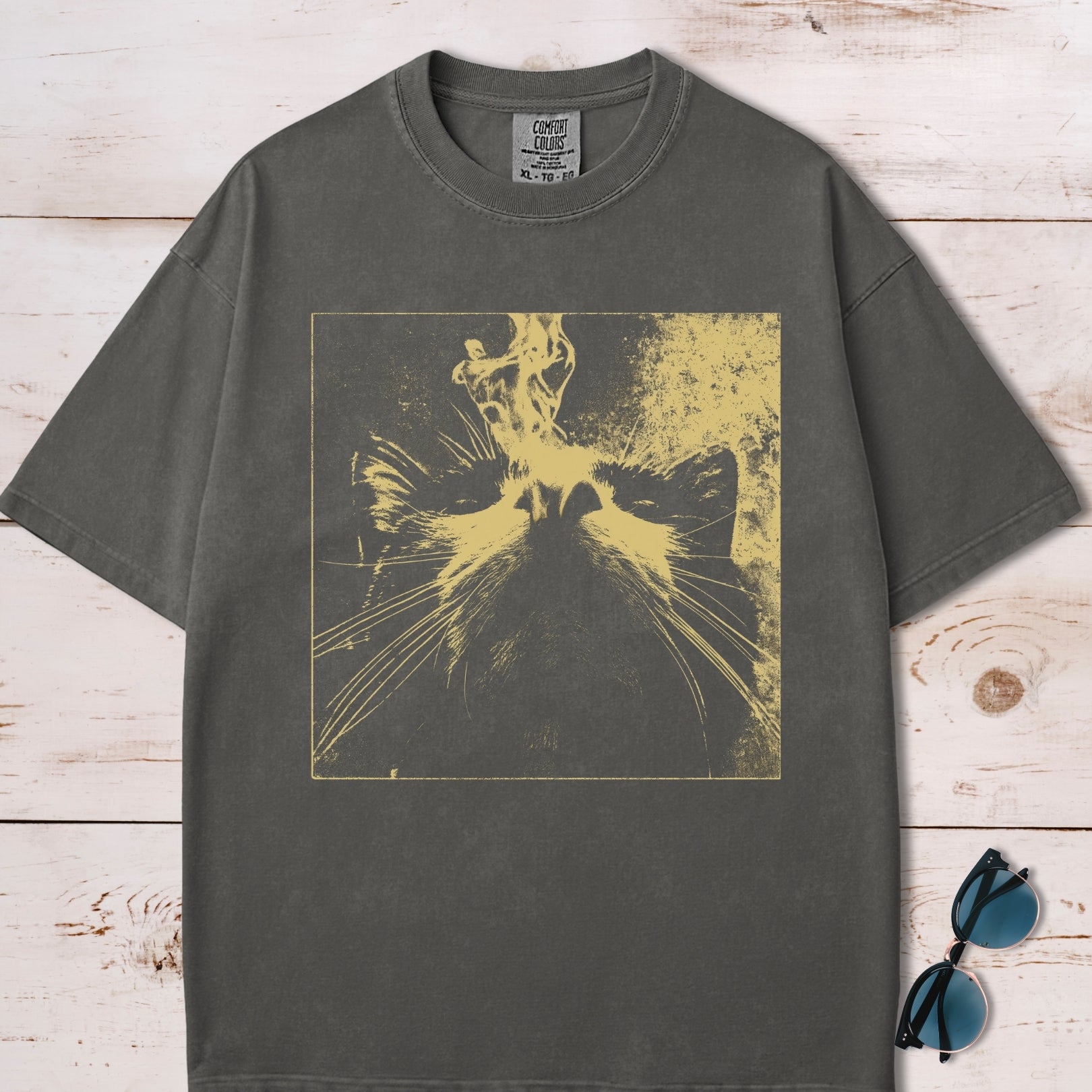 Cool Cat Vintage Graphic T-Shirt