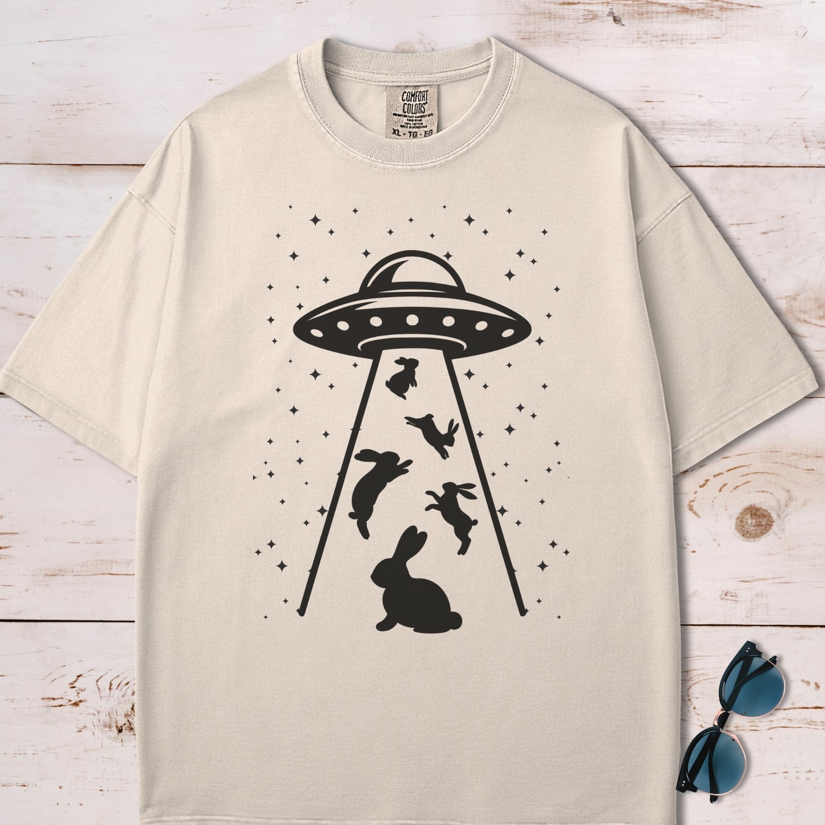 Cosmic Rabbit Graphic UFO Aliens T-Shirt
