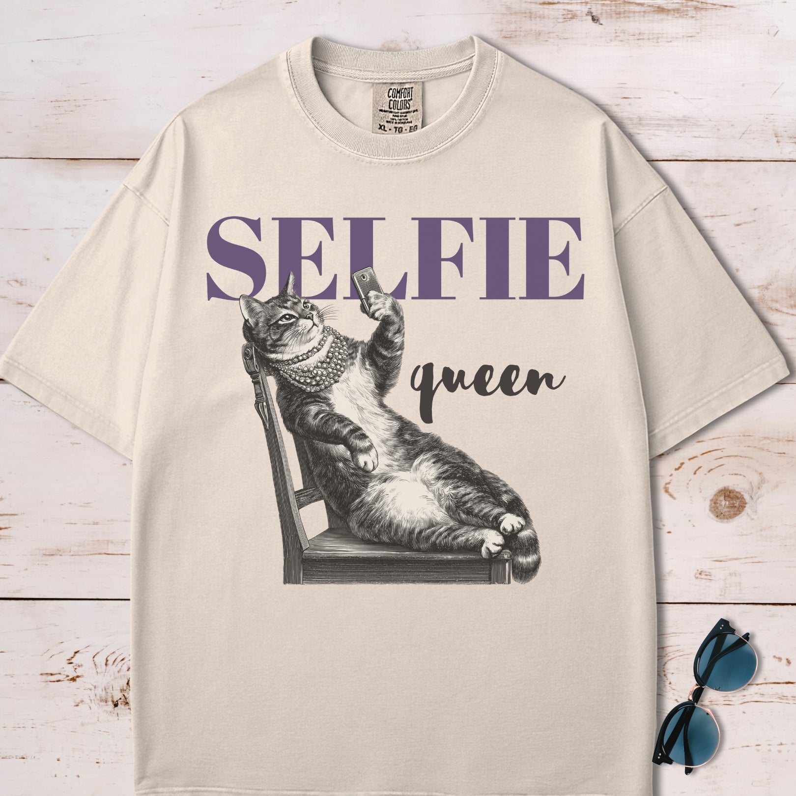 Selfie Queen Cat TShirt