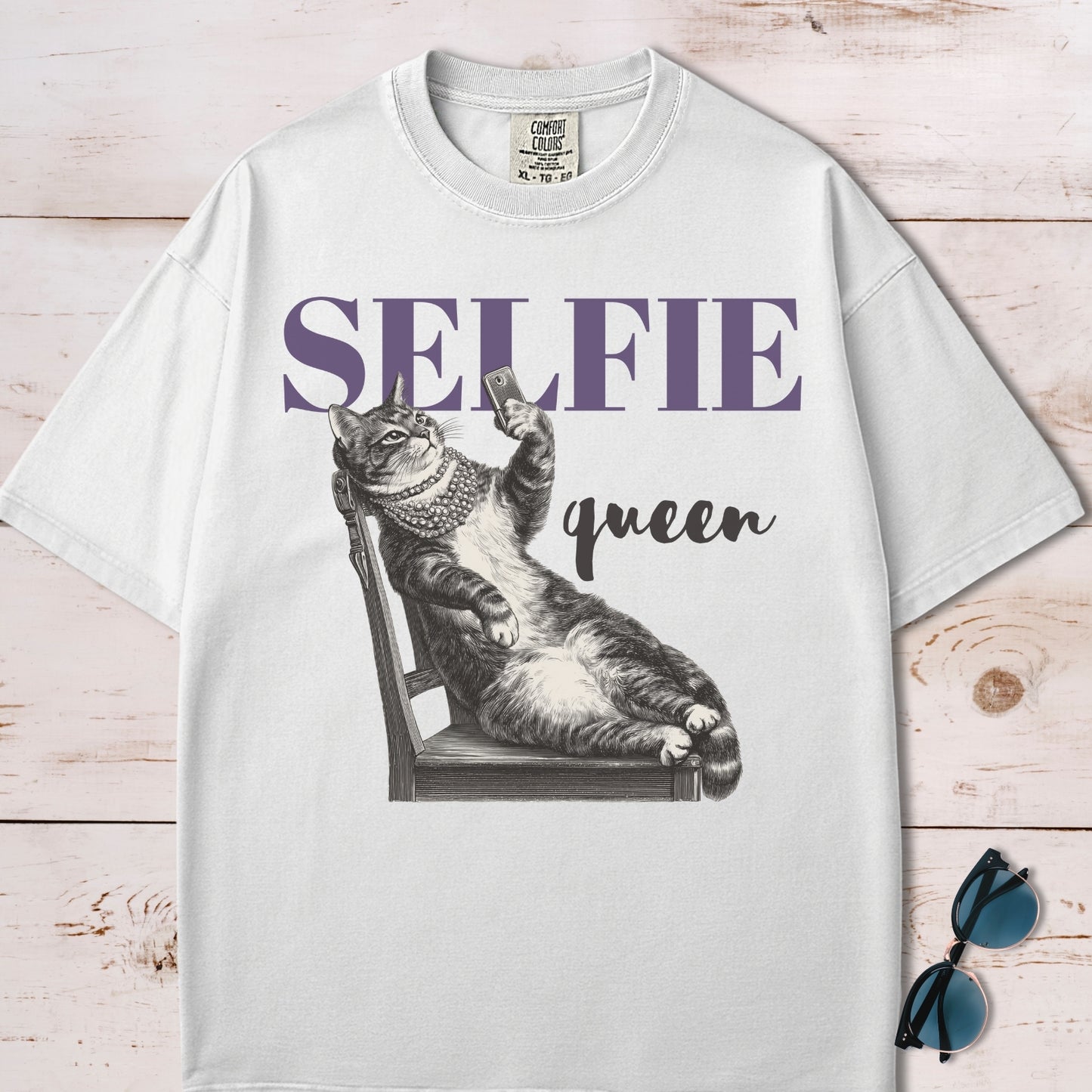 Selfie Queen Cat TShirt
