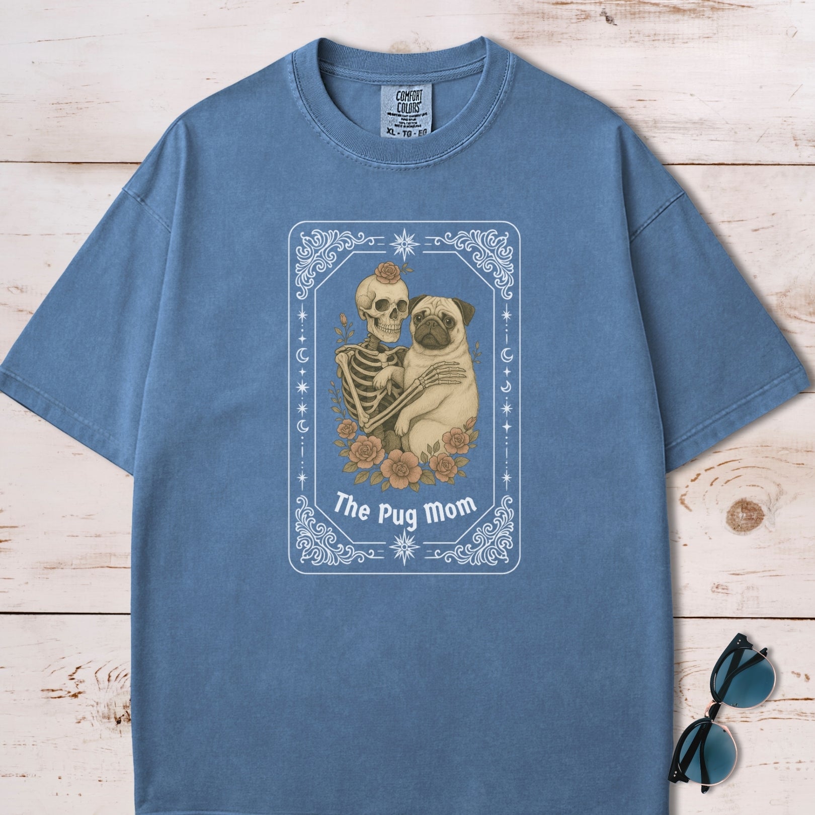 The Pug Mom Tarot Card T-Shirt