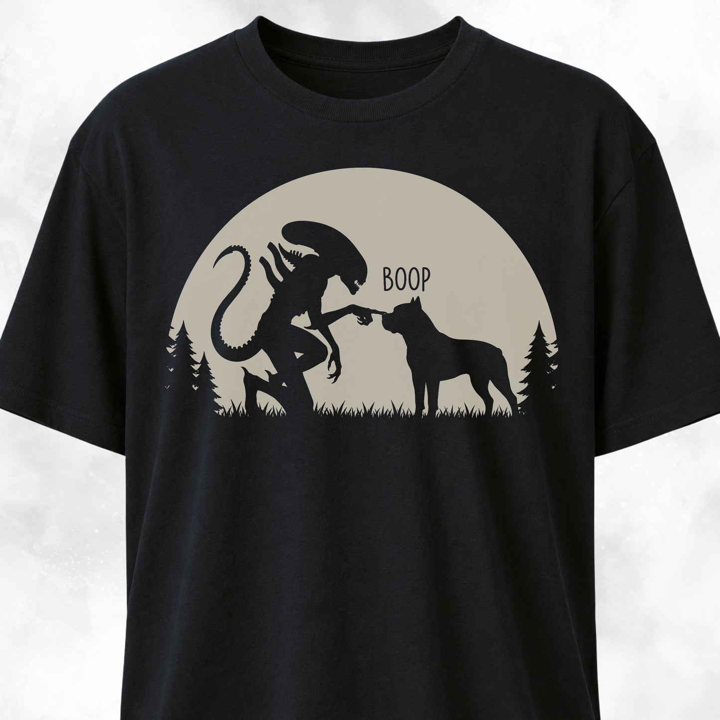 Alien Xenomorph Booping Cane Corso T-Shirt
