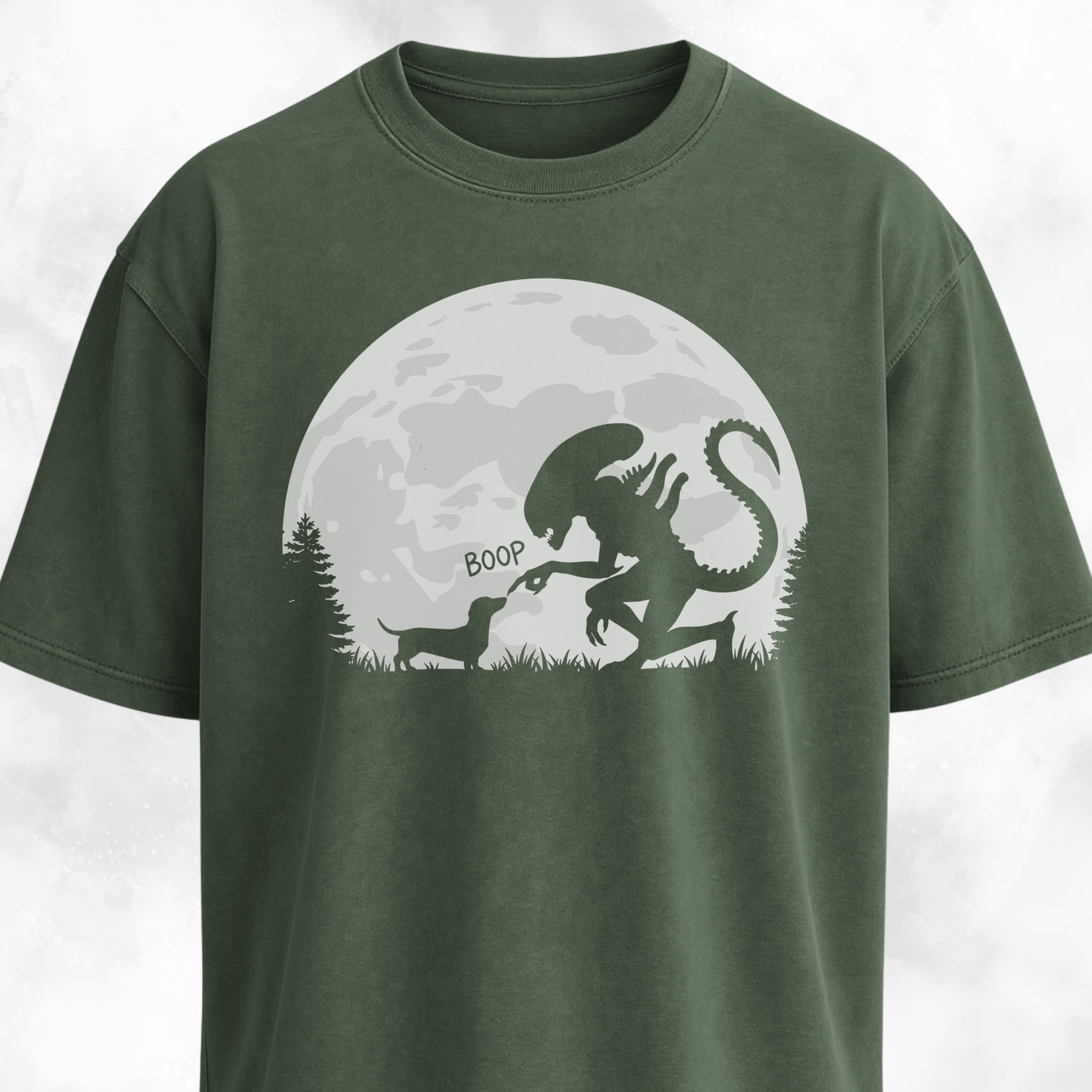 Alien Xenomorph Booping Doxie T-Shirt