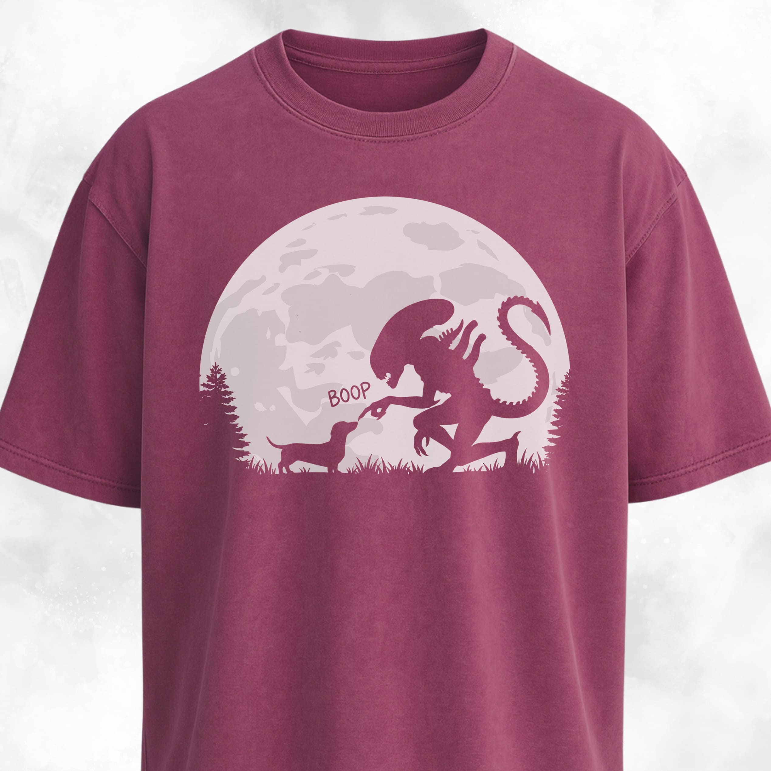 Alien Xenomorph Booping Doxie T-Shirt