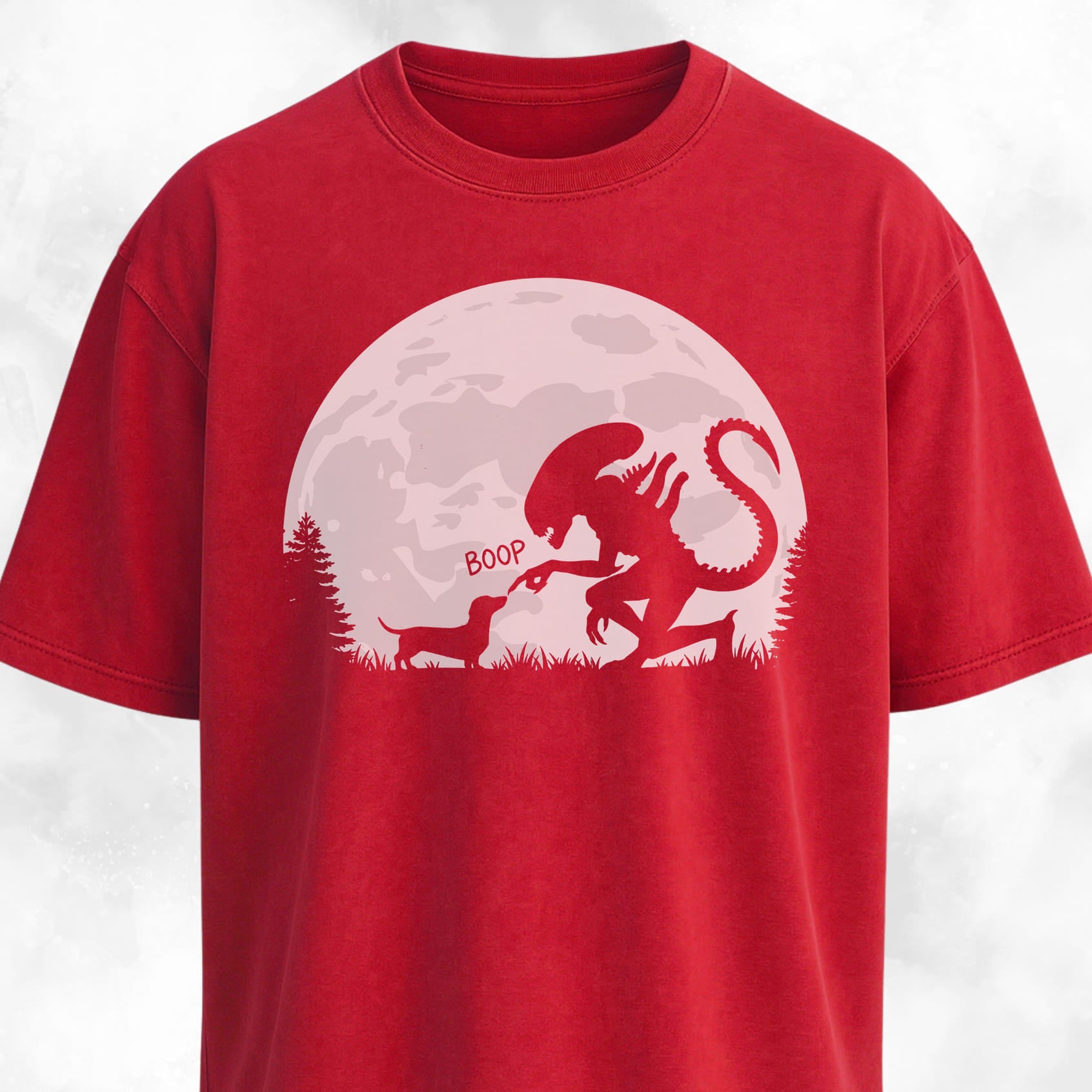 Alien Xenomorph Booping Doxie T-Shirt